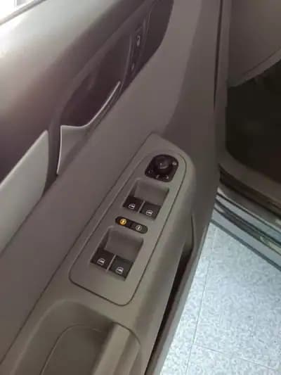 Vendo Volkswagen Sharan 2018 - 24950 EUR, 134000 km - AUTO.MOTO.pt