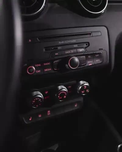 Vendo Audi A1 2013 - 9500 EUR, 162000 km - AUTO.MOTO.pt