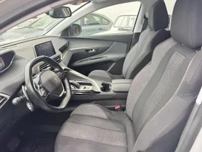 Vendo Peugeot 5008 2019 - 19990 EUR, 162000 km - AUTO.MOTO.pt