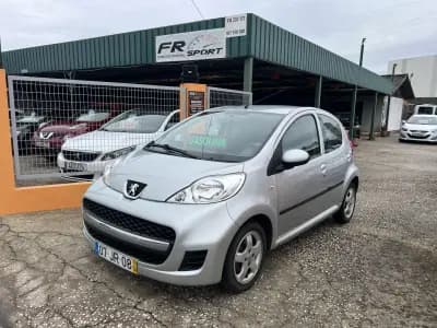 Vendo Peugeot 107 2010 - 4950 EUR, 135993 km - AUTO.MOTO.pt