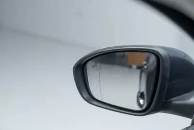 Vendo Renault Mégane Sport Tourer 2017 - 14950 EUR, 84000 km - AUTO.MOTO.pt