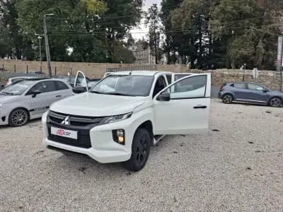 Vendo Mitsubishi L200 2022 - 32900 EUR, 56900 km - AUTO.MOTO.pt