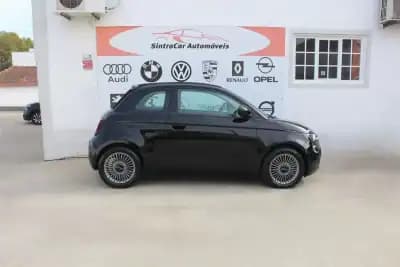 Vendo Fiat 500e C 2022 - 19980 EUR, 10413 km - AUTO.MOTO.pt