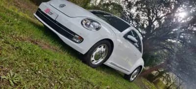 Vendo Volkswagen New Beetle 2015 - 14950 EUR, 156200 km - AUTO.MOTO.pt