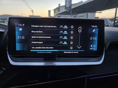 Sell Peugeot 2008 2020 - 19990 EUR, 168000 km - AUTO.MOTO.pt