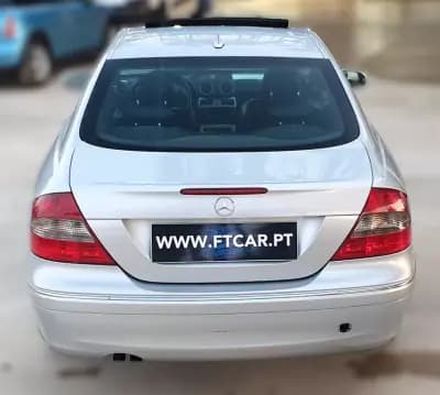Vendo Mercedes-Benz CLK 220 2006 - 11990 EUR, 239000 km - AUTO.MOTO.pt