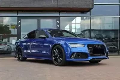 Vendo Audi RS7 Sportback 2017 - 81900 EUR, 50000 km - AUTO.MOTO.pt