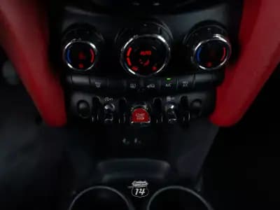 Sell MINI 2019 - 17990 EUR, 53900 km - AUTO.MOTO.pt