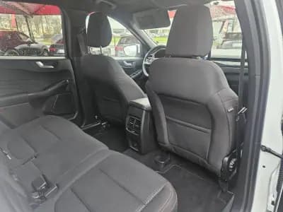 Vendo Ford Kuga 2022 - 18800 EUR, 129800 km - AUTO.MOTO.pt