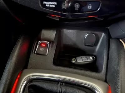 Sell Nissan Qashqai 2015 - 14500 EUR, 171000 km - AUTO.MOTO.pt