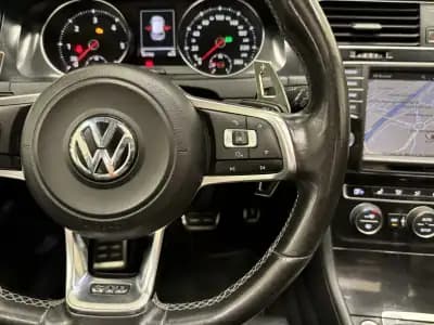 Vendo Volkswagen Golf 2013 - 19890 EUR, 186000 km - AUTO.MOTO.pt