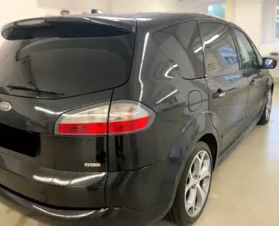 Vendo Ford S-Max 2008 - 11990 EUR, 214642 km - AUTO.MOTO.pt