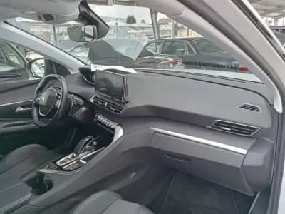 Sell Peugeot 3008 2022 - 39950 EUR, 12000 km - AUTO.MOTO.pt