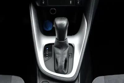 Sell Toyota Yaris 2022 - 21900 EUR, 71200 km - AUTO.MOTO.pt