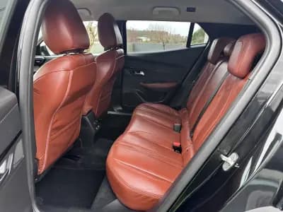 Vendo Peugeot 2008 2021 - 16900 EUR, 130000 km - AUTO.MOTO.pt