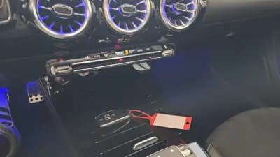 Vendo Mercedes-Benz A 180 2022 - 25900 EUR, 179465 km - AUTO.MOTO.pt