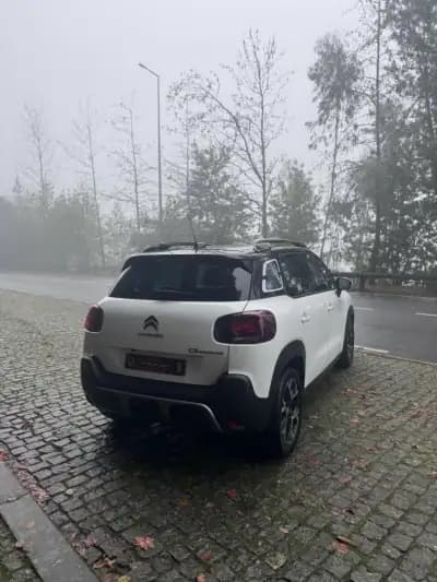 Sell Citroën C3 Aircross 2021 - 15250 EUR, 180999 km - AUTO.MOTO.pt