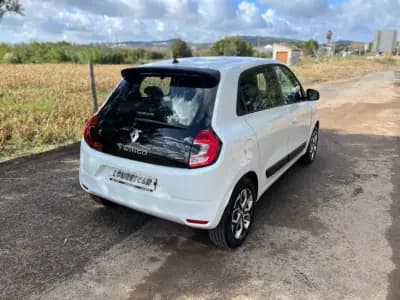 Vendo Renault Twingo 2022 - 15750 EUR, 11000 km - AUTO.MOTO.pt