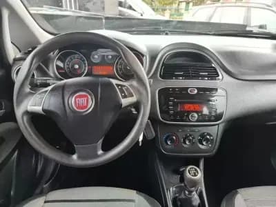 Sell Fiat Punto 2014 - 6990 EUR, 73125 km - AUTO.MOTO.pt
