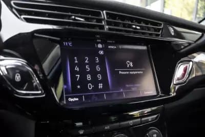 Vendo DS DS3 2017 - 11900 EUR, 94499 km - AUTO.MOTO.pt