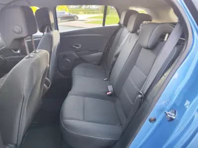 Vendo Renault Mégane Sport Tourer 2014 - 9980 EUR, 92200 km - AUTO.MOTO.pt