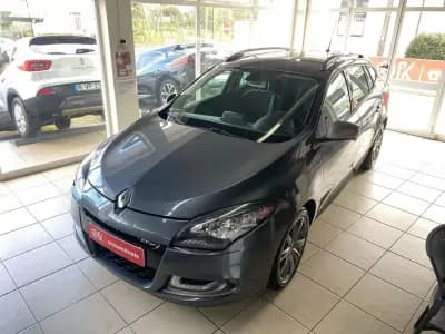Sell Renault Mégane Sport Tourer 2010 - 4990 EUR, 340390 km - AUTO.MOTO.pt
