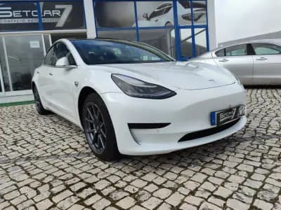 Sell Tesla Model 3 2019 - 18900 EUR, 125000 km - AUTO.MOTO.pt