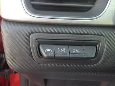 Vendo Renault Captur 2022 - 17990 EUR, 86130 km - AUTO.MOTO.pt