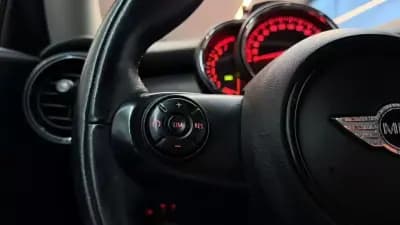 Vendo MINI Cooper 2014 - 11990 EUR, 116384 km - AUTO.MOTO.pt