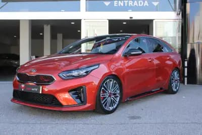 Vendo Kia ProCeed 2020 - 24750 EUR, 137140 km - AUTO.MOTO.pt