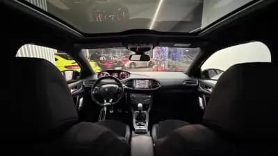 Vendo Peugeot 308 SW 2017 - 13990 EUR, 170902 km - AUTO.MOTO.pt