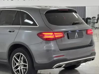 Vendo Mercedes-Benz GLC 250 2018 - 22890 EUR, 313000 km - AUTO.MOTO.pt