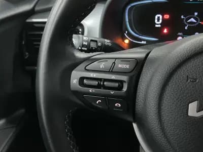 Vendo Kia Stonic 2024 - 19950 EUR, 21450 km - AUTO.MOTO.pt