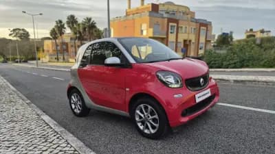 Vendo Smart Fortwo Cabrio 2016 - 11480 EUR, 68000 km - AUTO.MOTO.pt