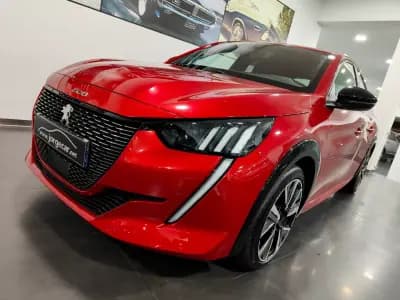 Vendo Peugeot 208 2020 - 14500 EUR, 47000 km - AUTO.MOTO.pt