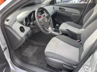 Sell Chevrolet Cruze 2010 - 6950 EUR, 99232 km - AUTO.MOTO.pt