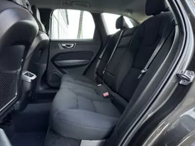 Vendo Volvo XC 60 2021 - 31990 EUR, 140750 km - AUTO.MOTO.pt