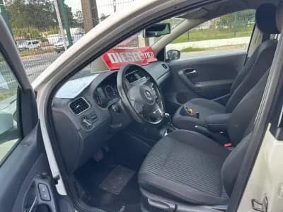 Sell Volkswagen Polo 2011 - 11990 EUR, 92500 km - AUTO.MOTO.pt