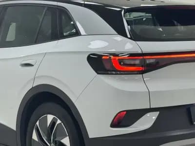 Vendo Volkswagen ID.4 2022 - 26990 EUR, 44000 km - AUTO.MOTO.pt