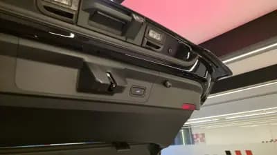 Sell Porsche Panamera 2020 - 84500 EUR, 42501 km - AUTO.MOTO.pt