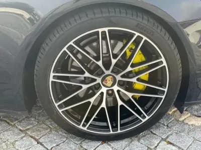 Vendo Porsche Panamera 2017 - 58990 EUR, 114000 km - AUTO.MOTO.pt