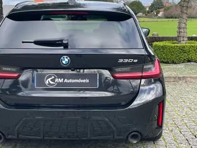 Vendo BMW 330 2022 - 39750 EUR, 97000 km - AUTO.MOTO.pt