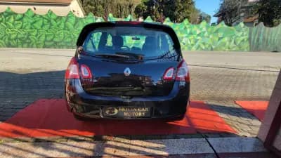 Vendo Renault Twingo 2014 - 4890 EUR, 112000 km - AUTO.MOTO.pt