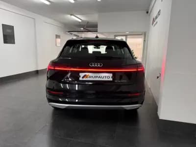 Vendo Audi e-tron 2019 - 27990 EUR, 113000 km - AUTO.MOTO.pt