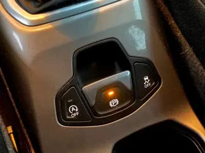 Sell Jeep Renegade 2023 - 18900 EUR, 68317 km - AUTO.MOTO.pt