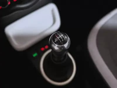 Vendo Renault Twingo 2019 - 12490 EUR, 58595 km - AUTO.MOTO.pt