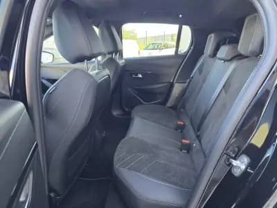 Vendo Peugeot e-208 2024 - 25450 EUR, 11000 km - AUTO.MOTO.pt