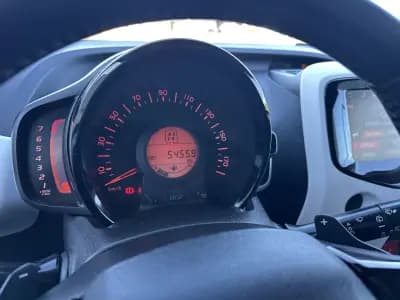 Sell Peugeot 108 2016 - 11490 EUR, 54520 km - AUTO.MOTO.pt