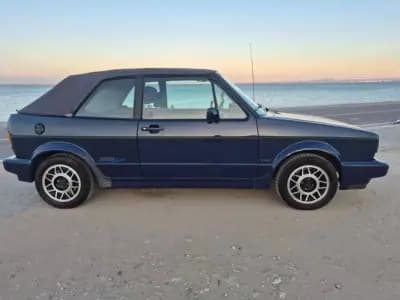 Sell Volkswagen Golf Cabriolet 1991 - 9950 EUR, 127019 km - AUTO.MOTO.pt