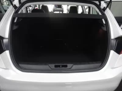 Sell Peugeot 308 2016 - 10900 EUR, 136000 km - AUTO.MOTO.pt